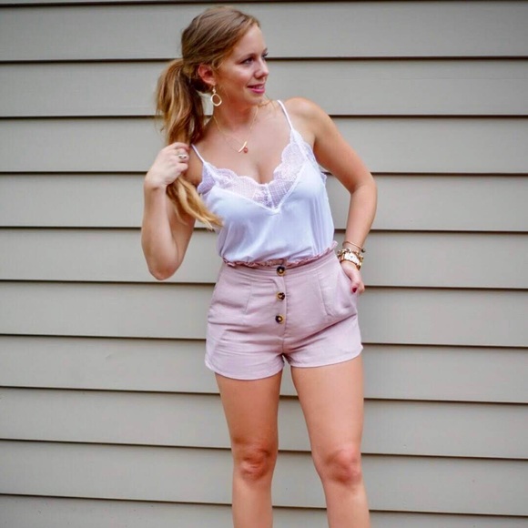 Pink high waisted shorts - Picture 1 of 4